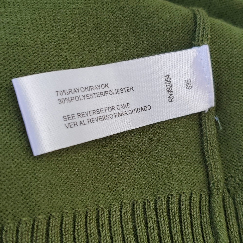 NWT olive pullover - Picture 5 of 5